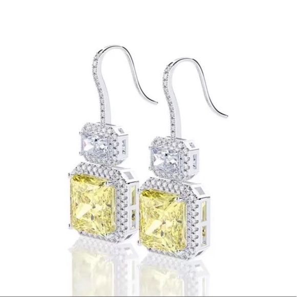 14k 5ct Canary Earrings - Picture 4 of 11